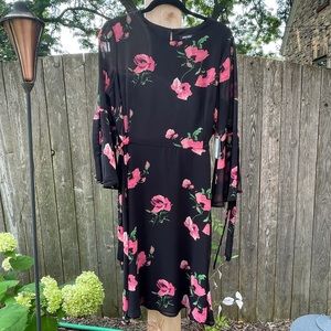 Nine West Floral Print Tie Sleeve Chiffon Dress